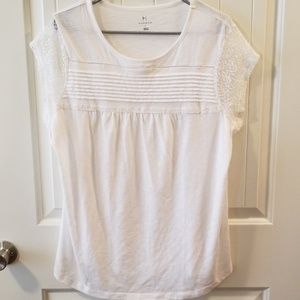 White lace sleeved top